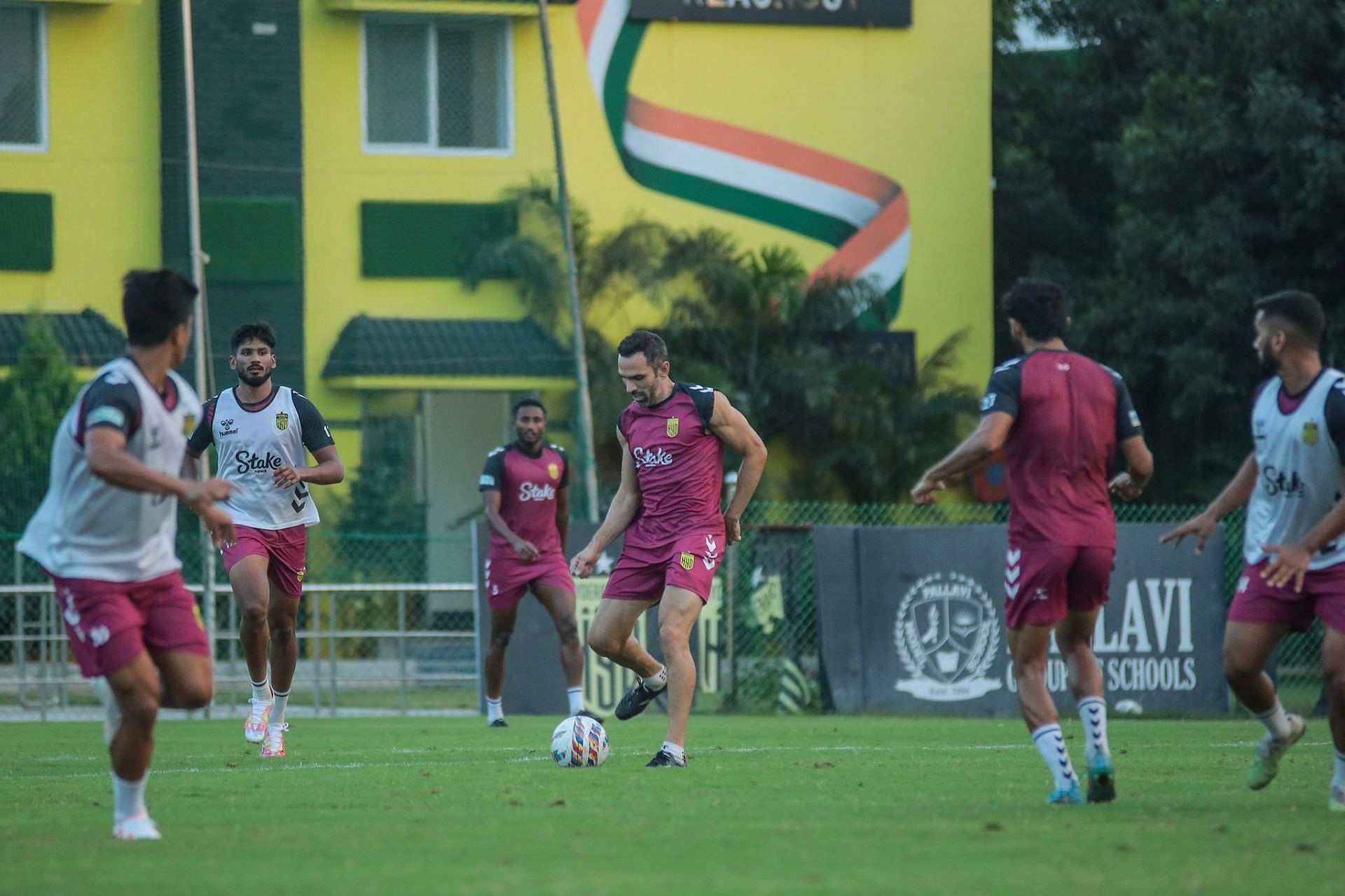 Hyderabad FC players preparing ahead of their clash against Mohun Bagan SG.