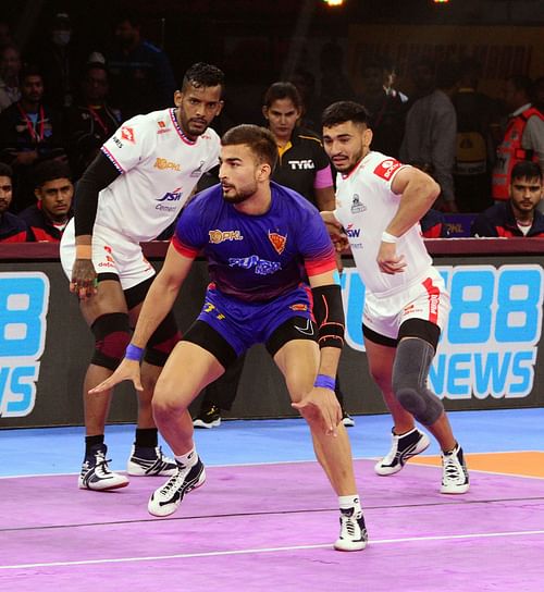 Ashu Malik in action against Haryana Steelers (Image via PKL)