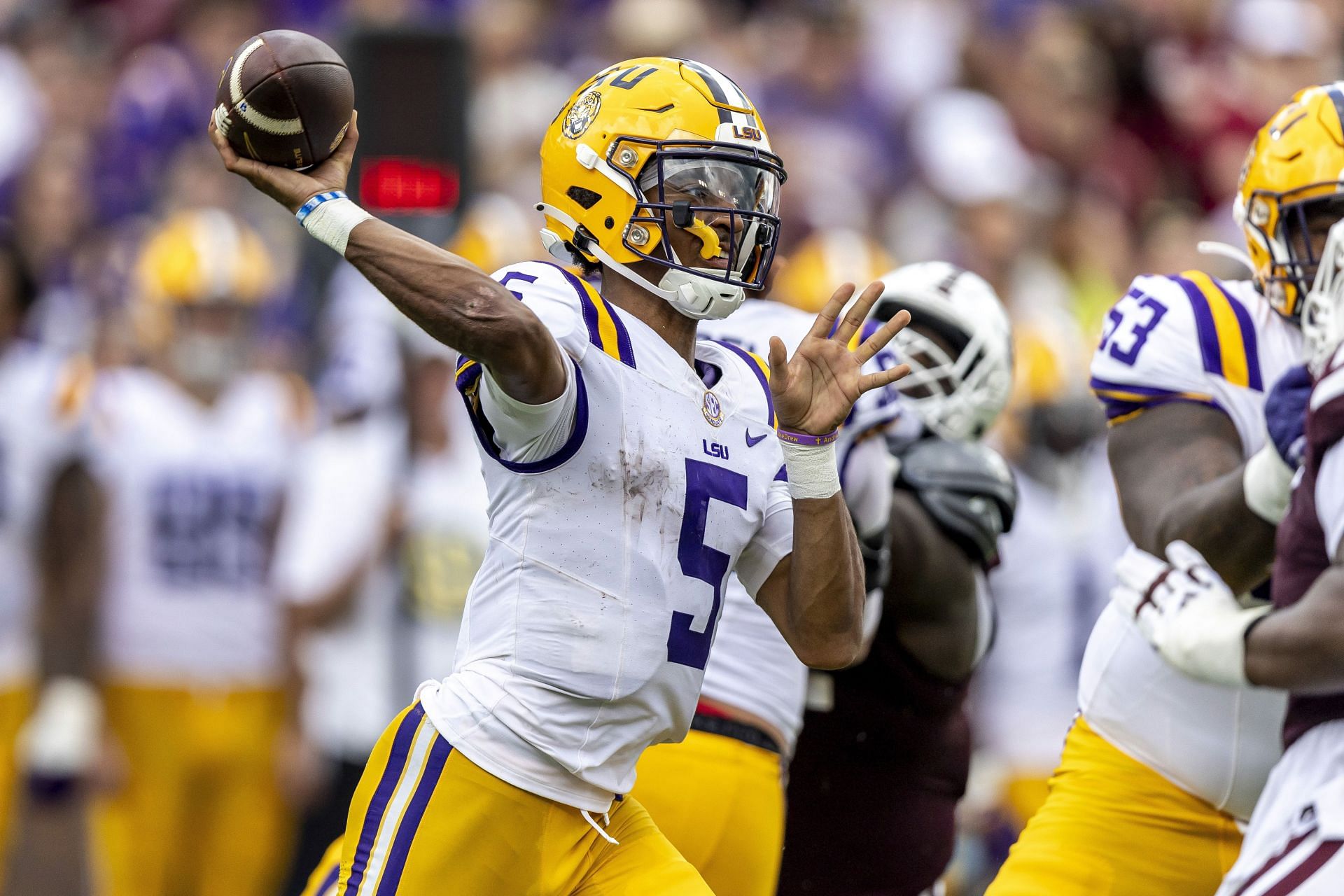 LSU Football Transfer Portal Tracker 2023-24: List of all players who ...