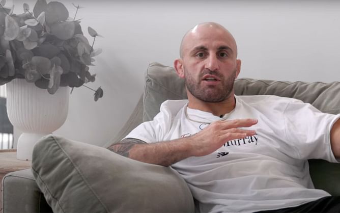 “Gonna see a better version” – Alexander Volkanovski makes his pick for Leon Edwards vs. Colby Covington at UFC 296