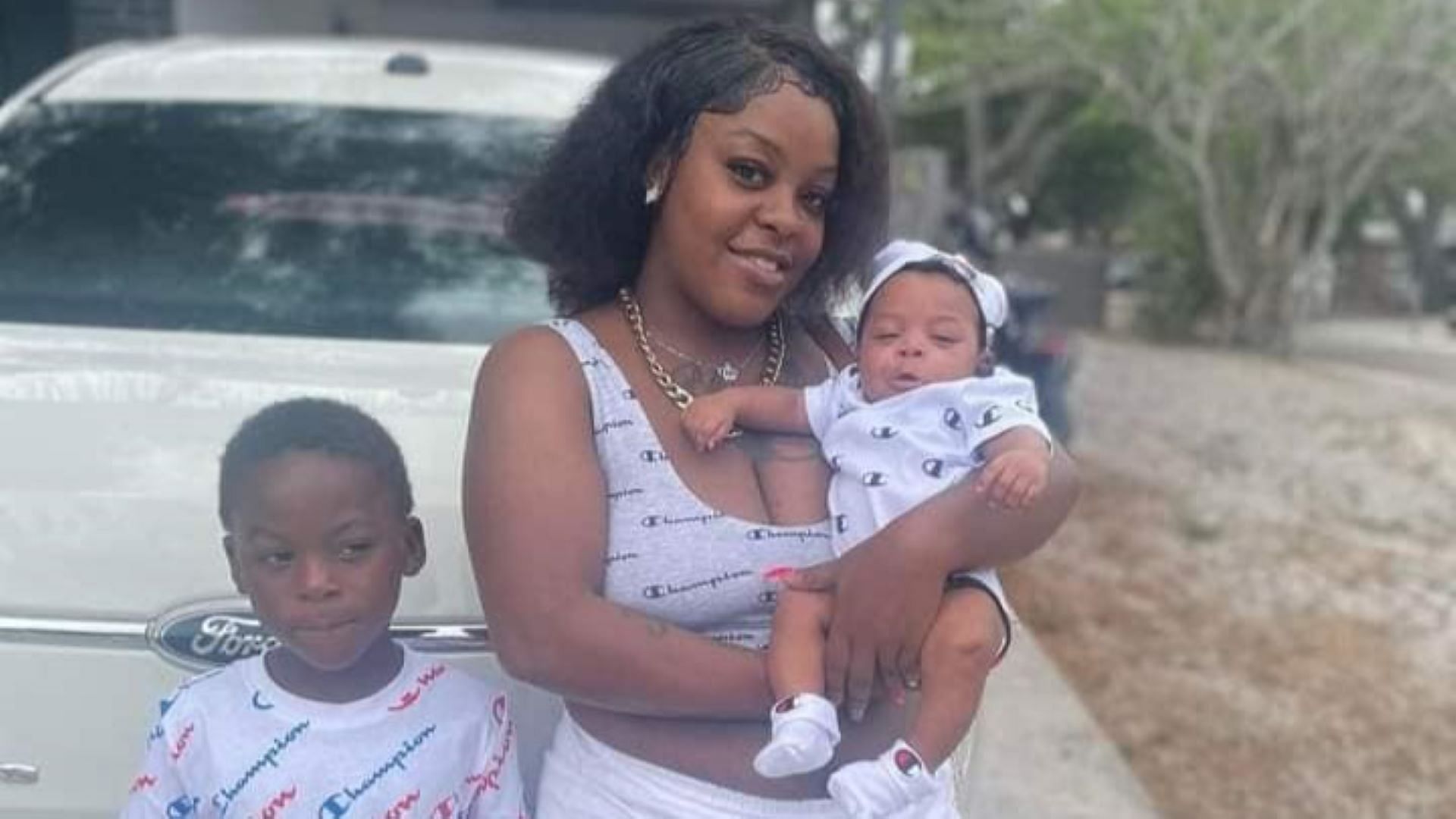 23-year-old mother of two, Abrielle Baldwin was reportedly killed by her younger brother during a family spat. (Image via Facebook/Kold Intentions)