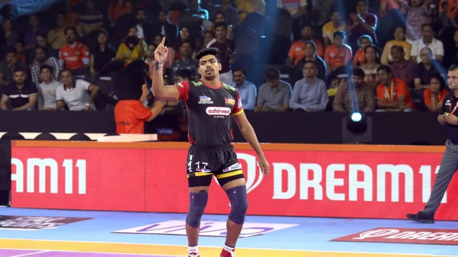 Pawan Sehrawat playing for Bengaluru Bulls (Image via Pro Kabaddi League)