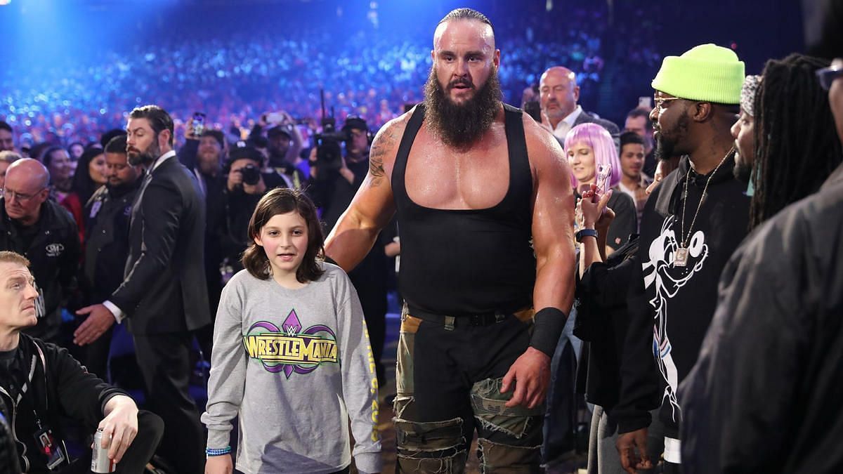 Nicholas (left) and Braun Strowman (right)