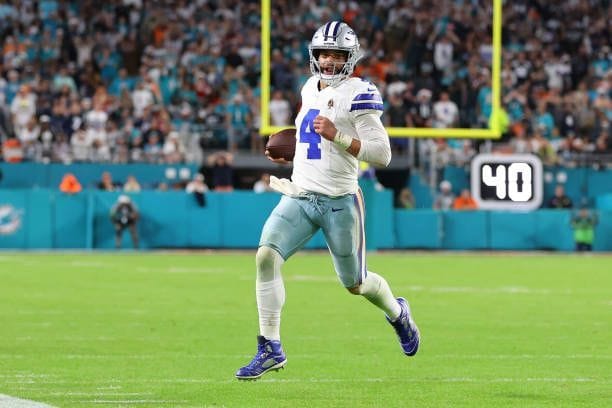 What is Dak Prescott’s 40-time?