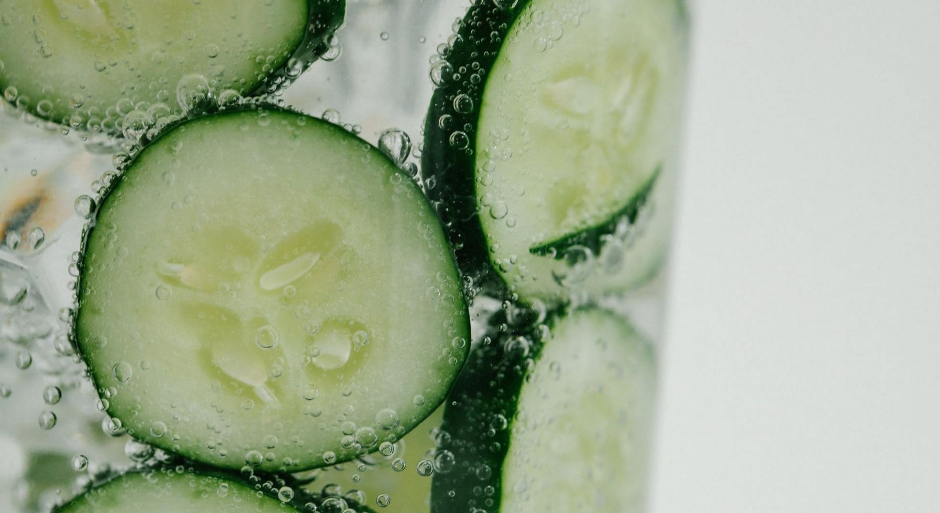 Cucumber (Image via pexels/@Timur Weber)