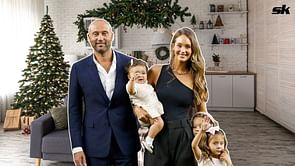 Derek Jeter cracks up as daughters lead out-of-tune 'Jingle Bells' harmony from backseat of his car