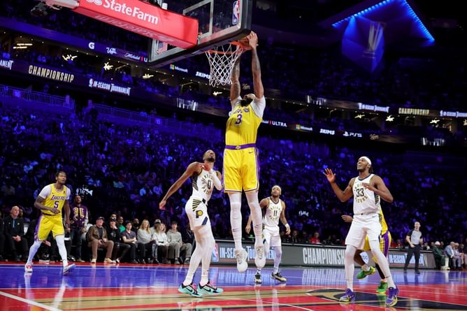 "I'm HIM": Anthony Davis emphatically screams after scoring 39th point in IST Final