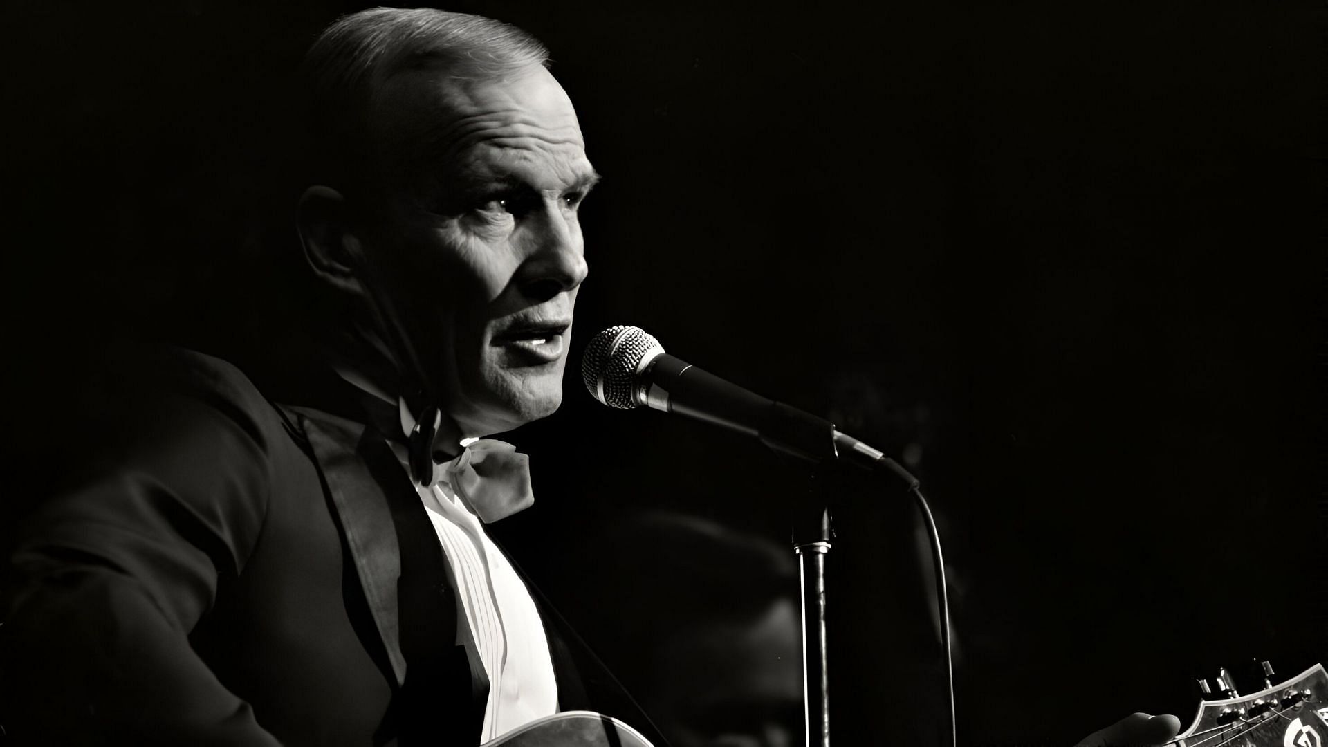 Tom Smothers net worth explored as musical comedian passes away at 86