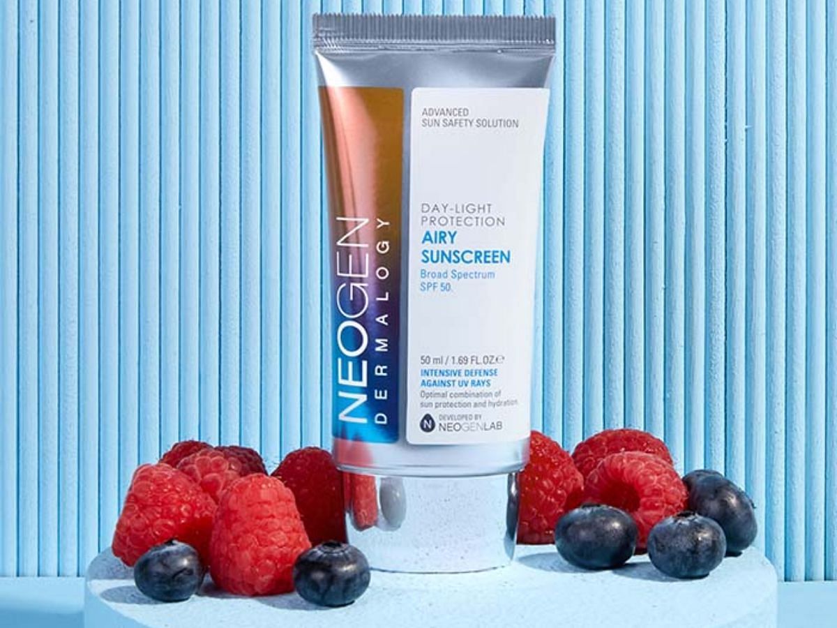 Neogen Day-Light Airy Sunscreen (Image via Soko Glam)