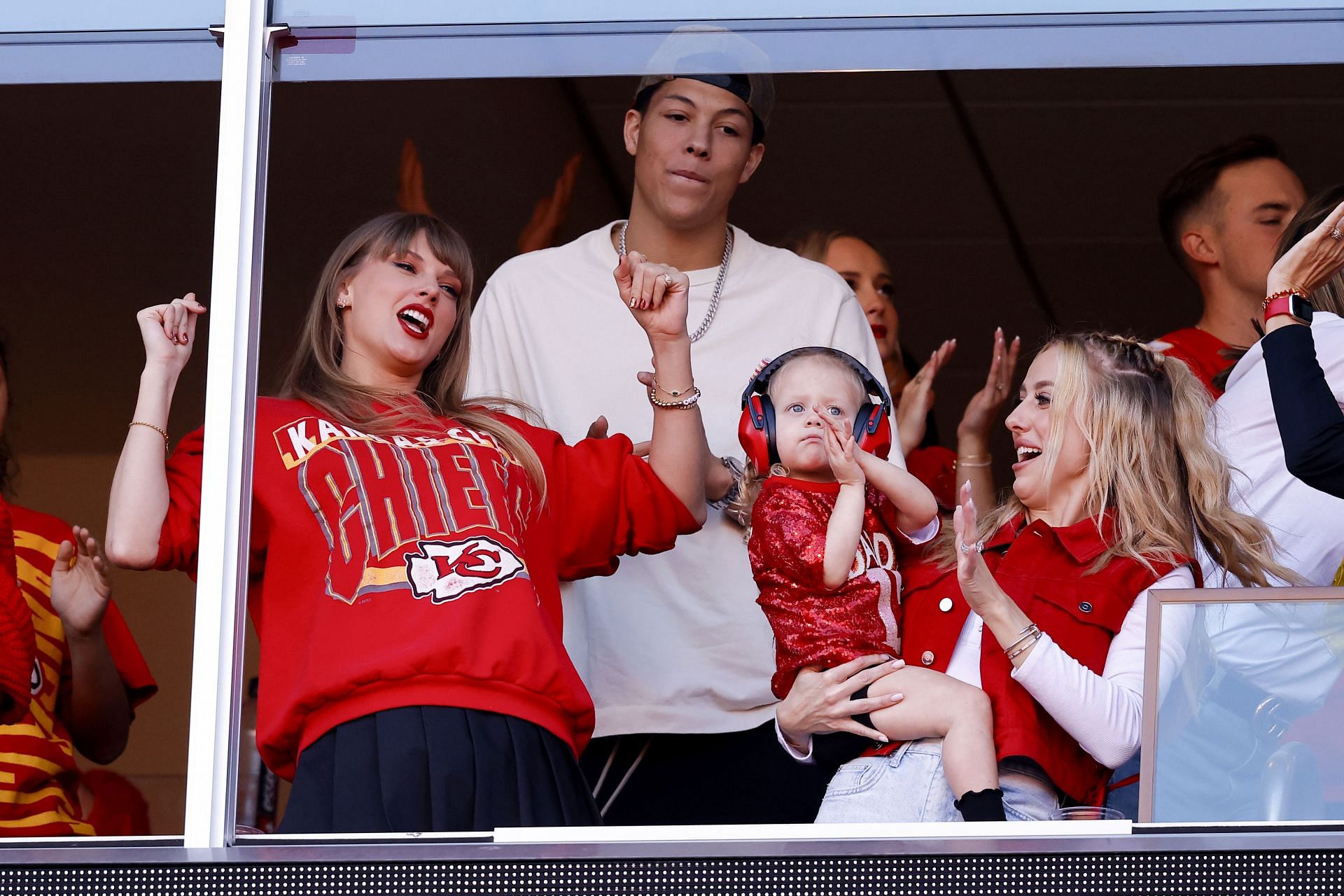 Taylor Swift at the Los Angeles Chargers v Kansas City Chiefs game