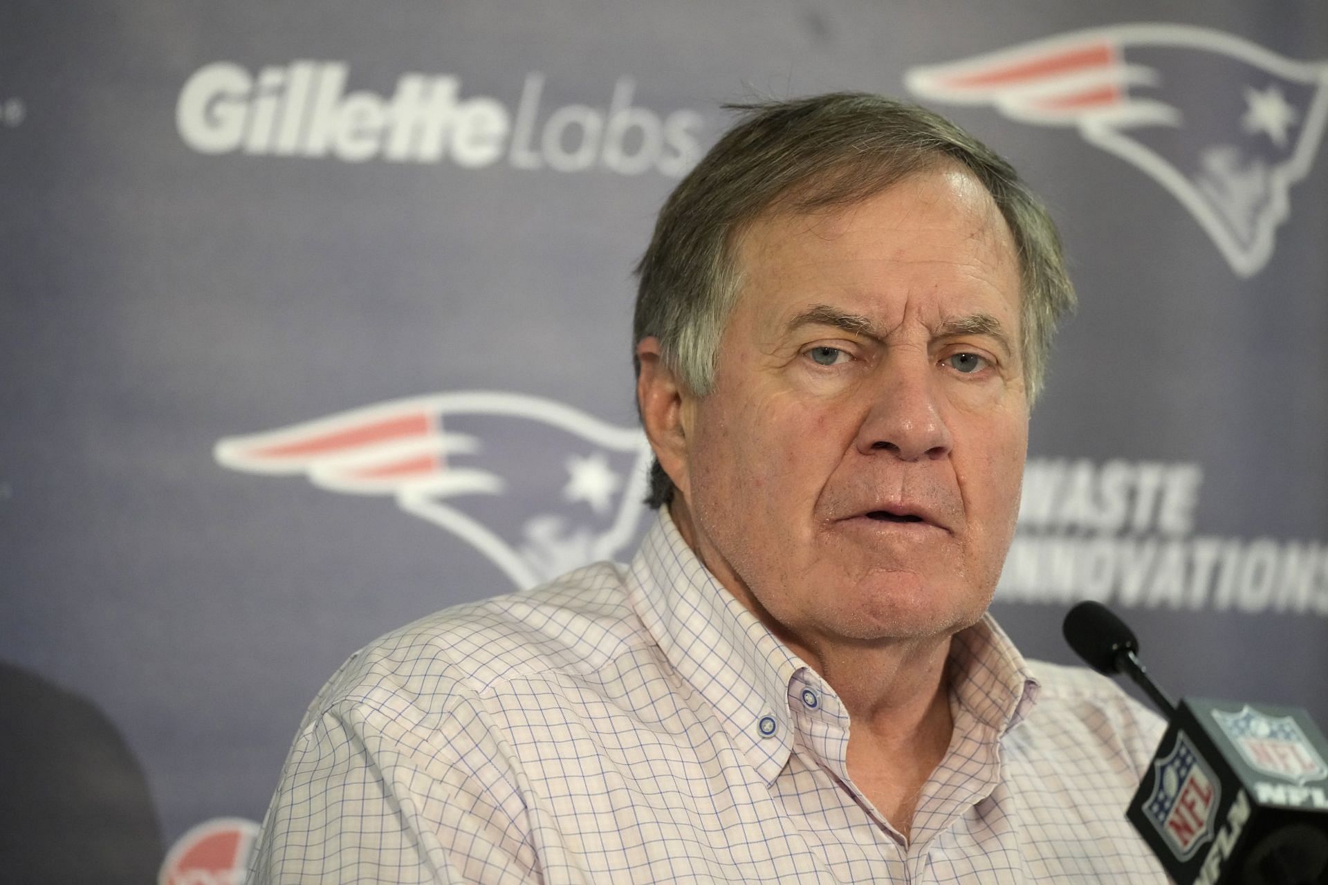 Bill Belichick at Patriots Broncos Football