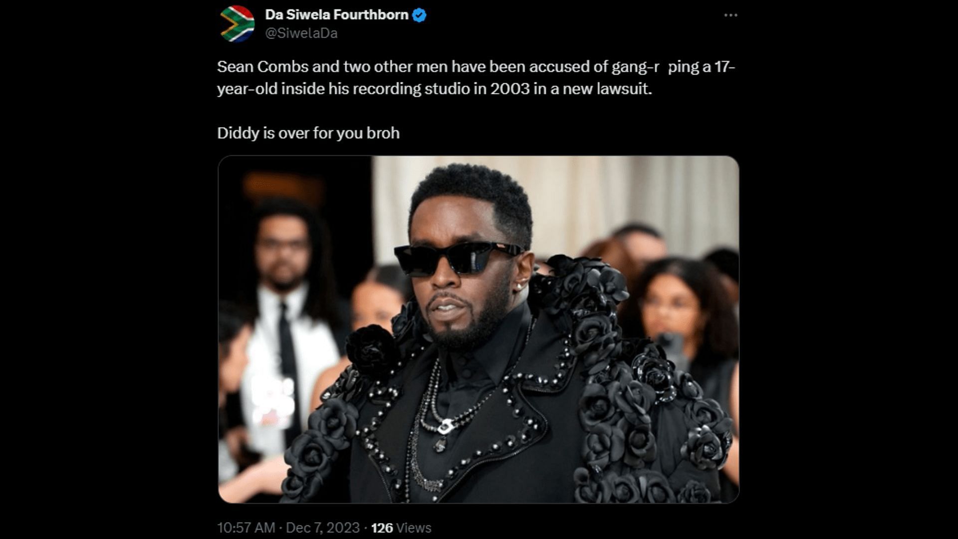 A netizen reporting about the new lawsuit against Sean Combs. (Image via X/SiwelaDa)