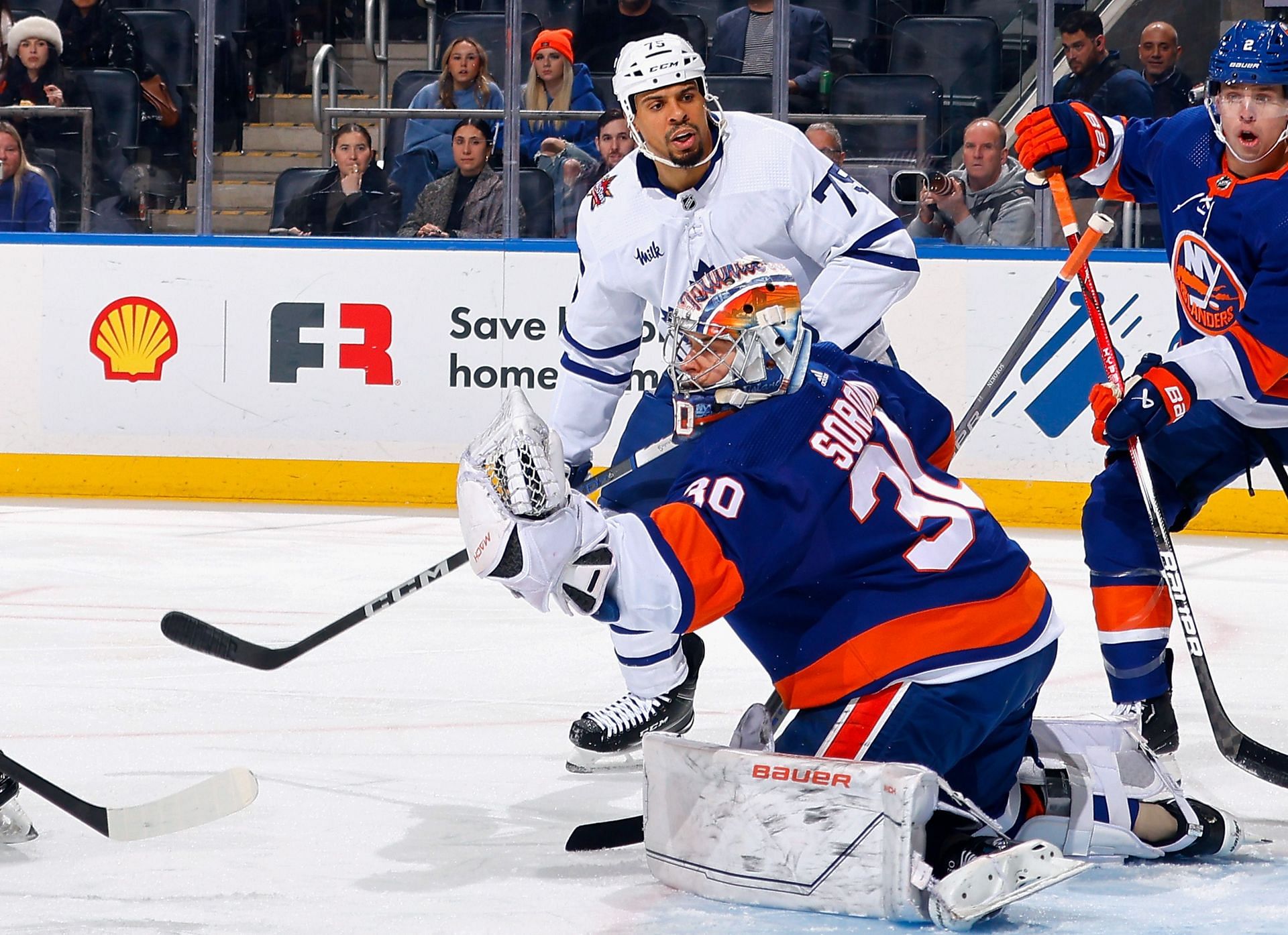 Toronto Maple Leafs v New York Islanders