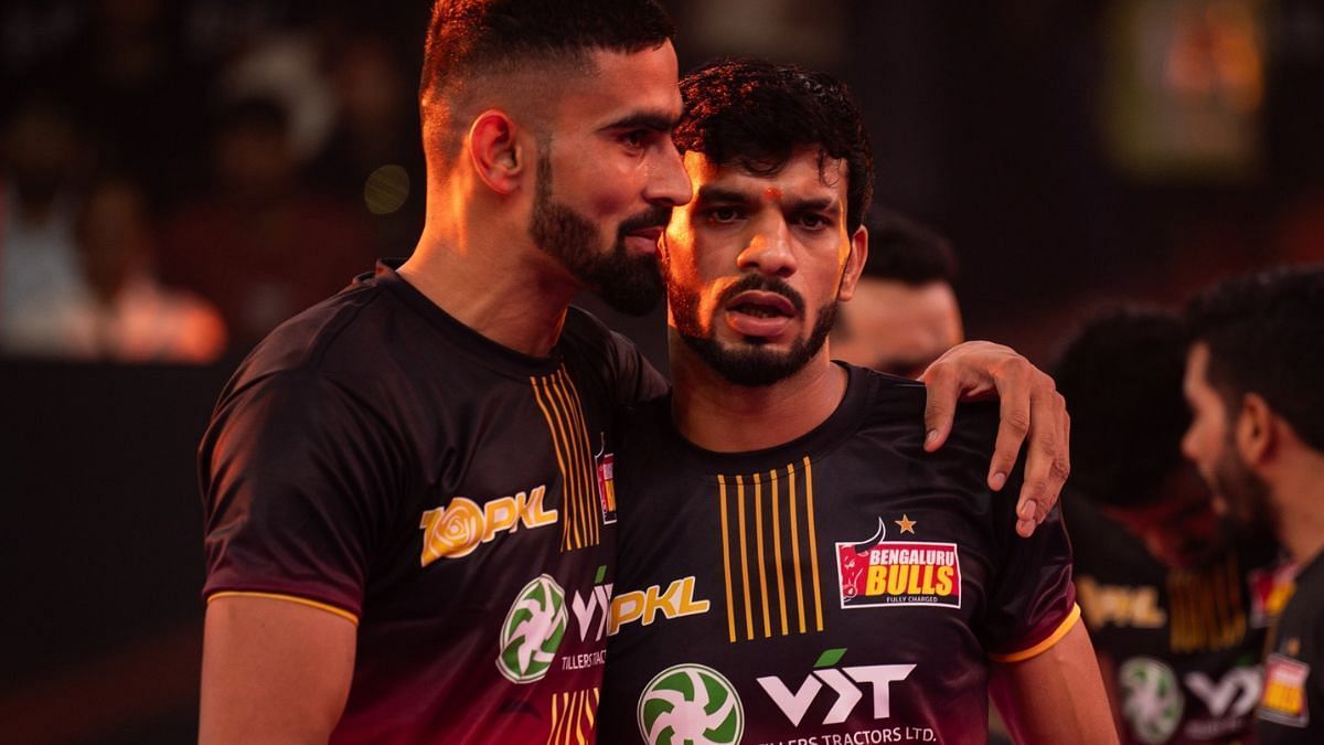 Bengaluru Bulls in action against Gujarat Giants (Image Courtesy: Twitter/Bengaluru Bulls)