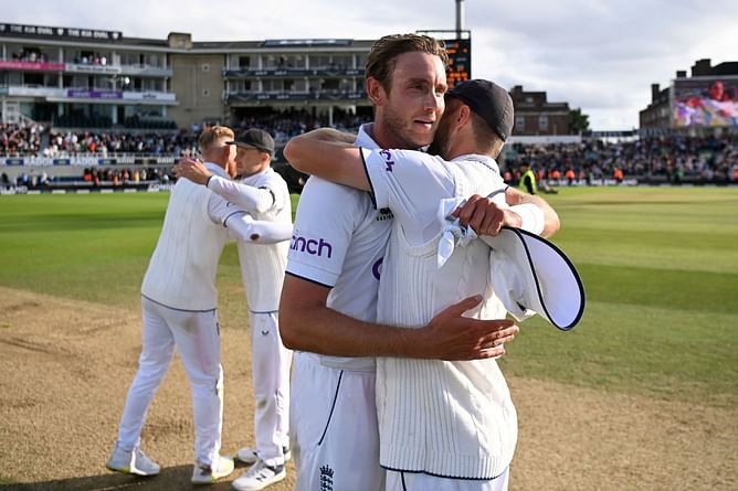 "Genuinely spent 5 seconds looking for my name" - Stuart Broad after announcement of England Test squad for away series against India