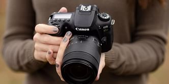5 things to know before buying your first DSLR camera