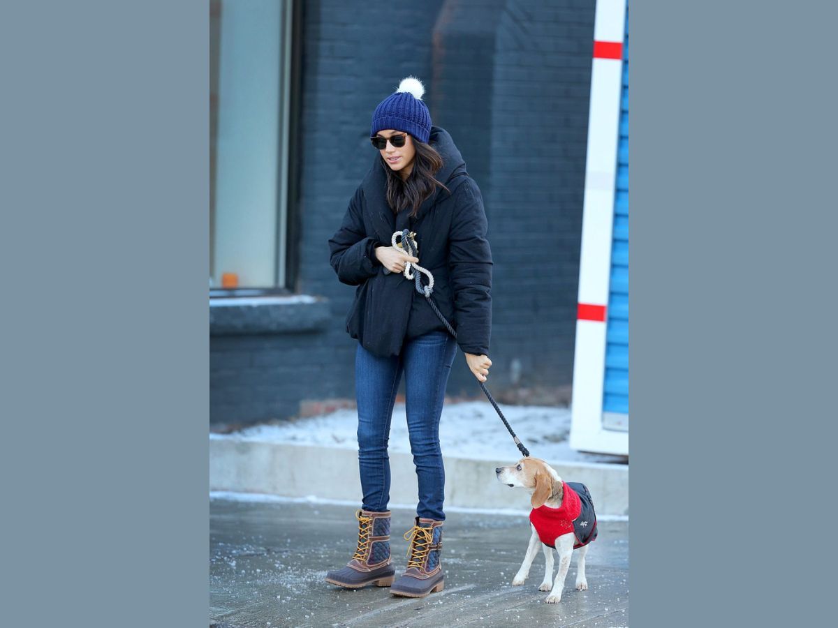 Megan Markle in Parka Coats ( Image via Megans Mirror)