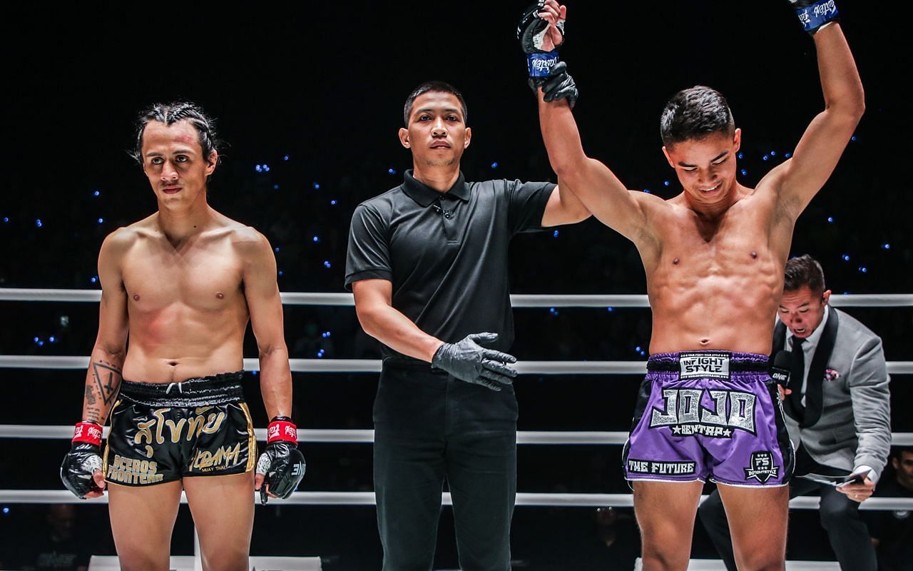 Johan Ghazali announced as the winner against Edgar Tabares | Image credit: ONE Championship