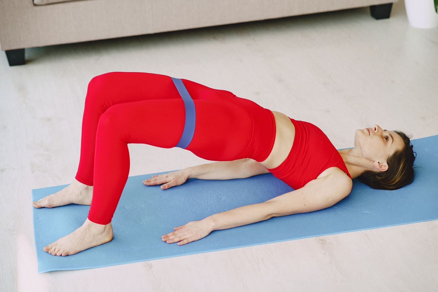 Setu Bandha Sarvangasana = Bridge Pose 💪 Benefits: Open your shoulders and  chest; strengthens your back, … | Bridge pose, Yoga poses advanced, Yoga  poses pictures