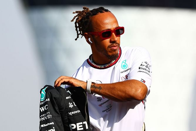Lewis Hamilton leaves his third-place trophy at the FIA Gala to express his displeasure at the governing body: Reports