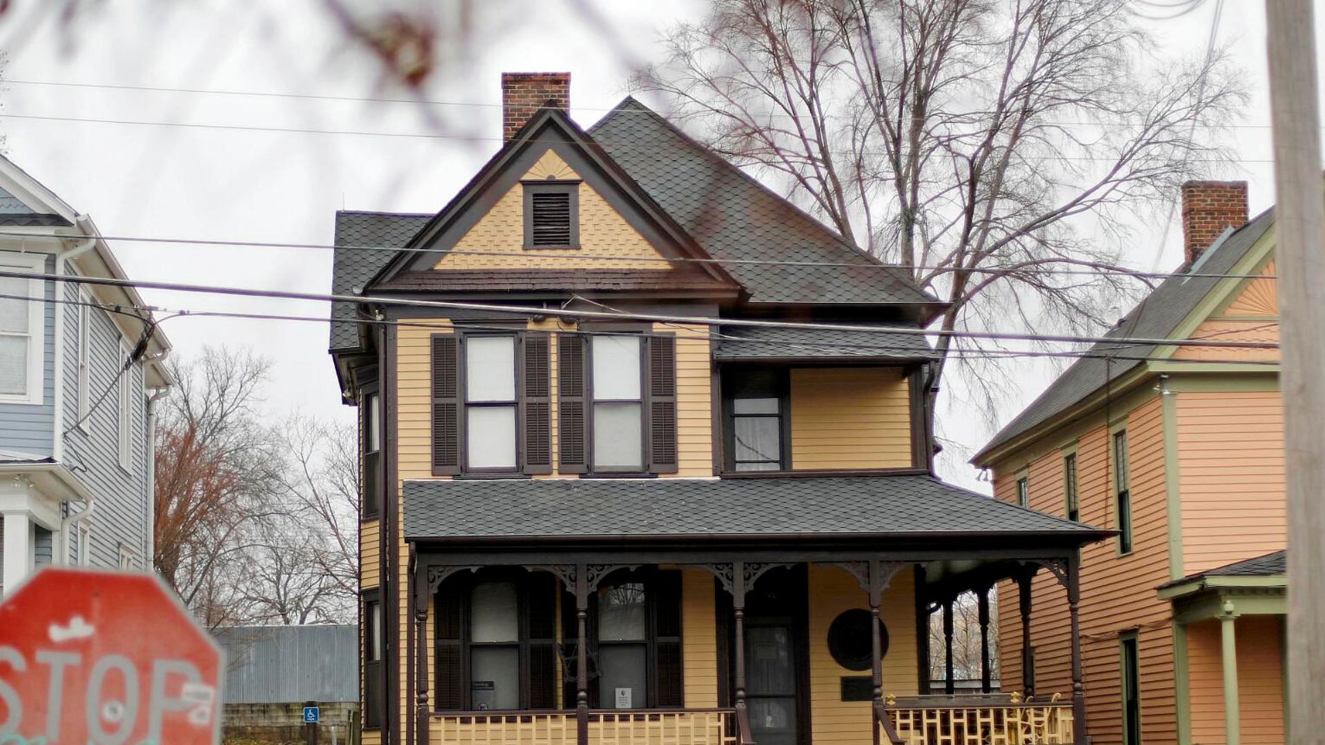 Woman arrested for trying to burn down Martin Luther King Jr.&rsquo;s birth home (Image via snip from Instagram/@loccotippi)