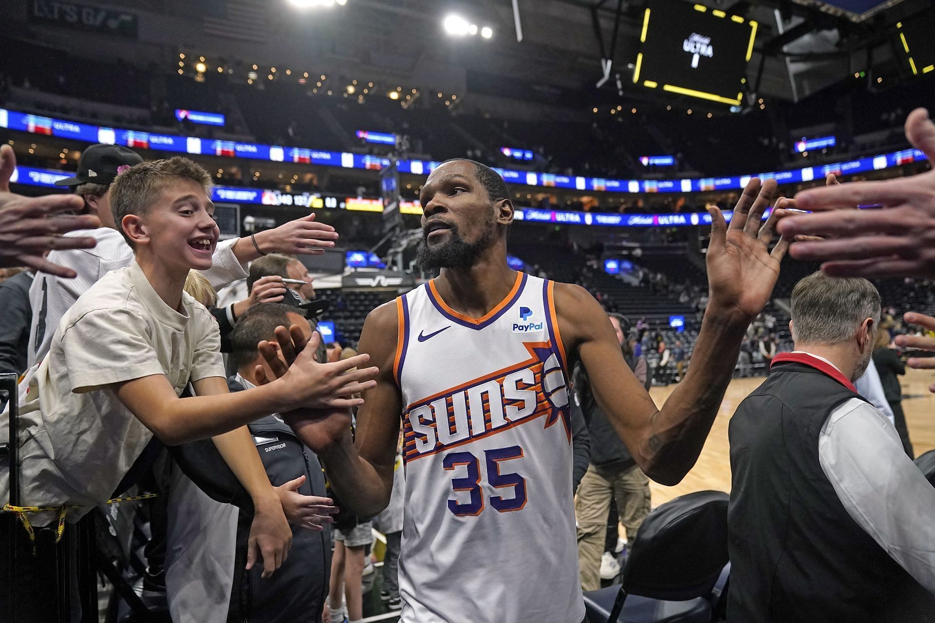 Is Kevin Durant playing tonight against Sacramento Kings? Latest on 2x NBA Finals MVP