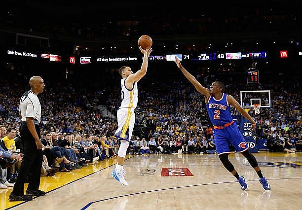 Did Steph Curry make a full court shot?