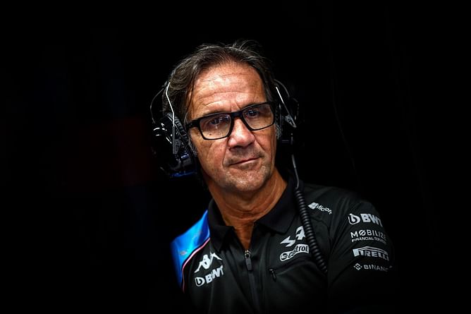 “An abject waste of a brilliant man’s time”: F1 journalist blasts Alpine following Davide Brivio’s exit from the team