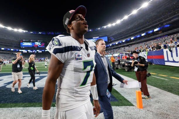 How many Children does Geno Smith have?