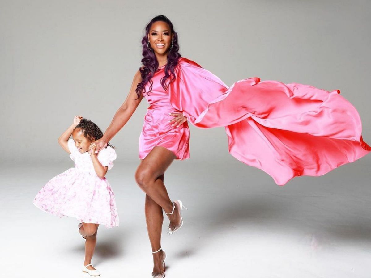 How Old Is Kenya Moores Daughter Brooklyn Rhoa Star Gets Primary Custody During Divorce 