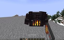 Minecraft player showcases golem made of netherite