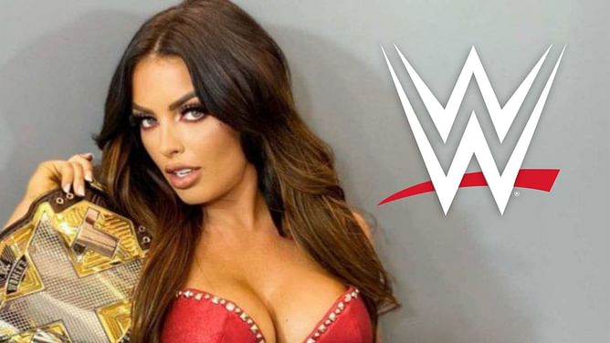 [Photo] Mandy Rose reunites with former WWE Superstar