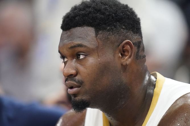 Listing only 3 players in NBA history to average 25 ppg on 60% field goal efficiency