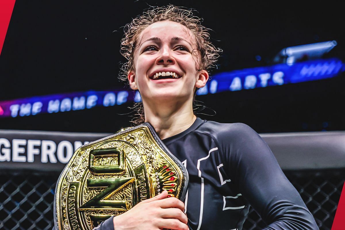 Danielle Kelly with her world title | Image credit: ONE Championship