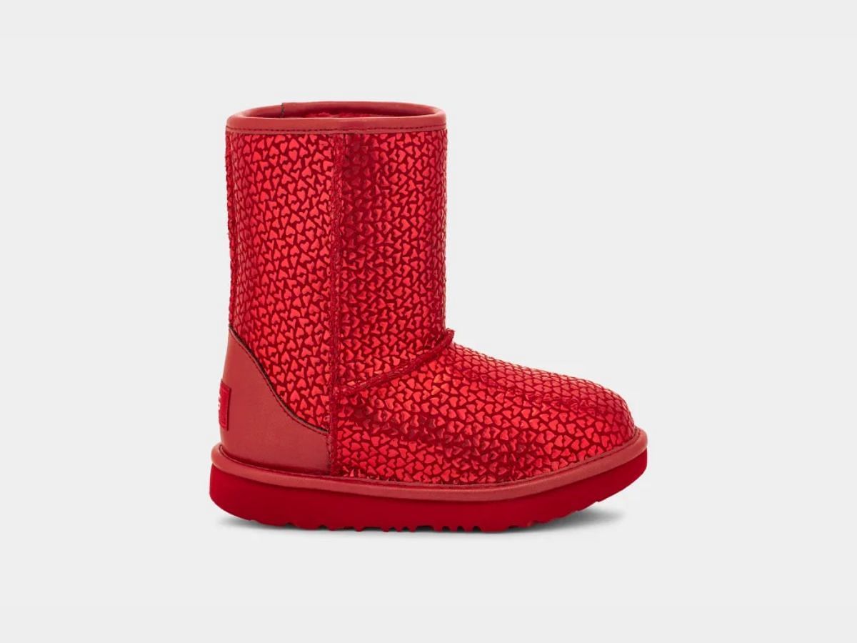 The Classic II Gel Hearts (Image via Uggs)