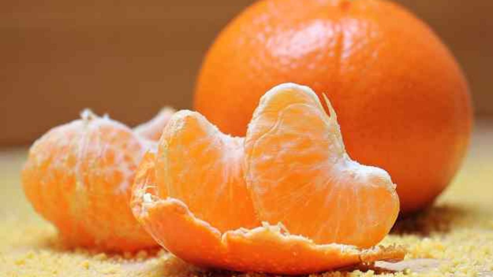 संतरे विटामिन सी का शानदार स्रोत हैं।