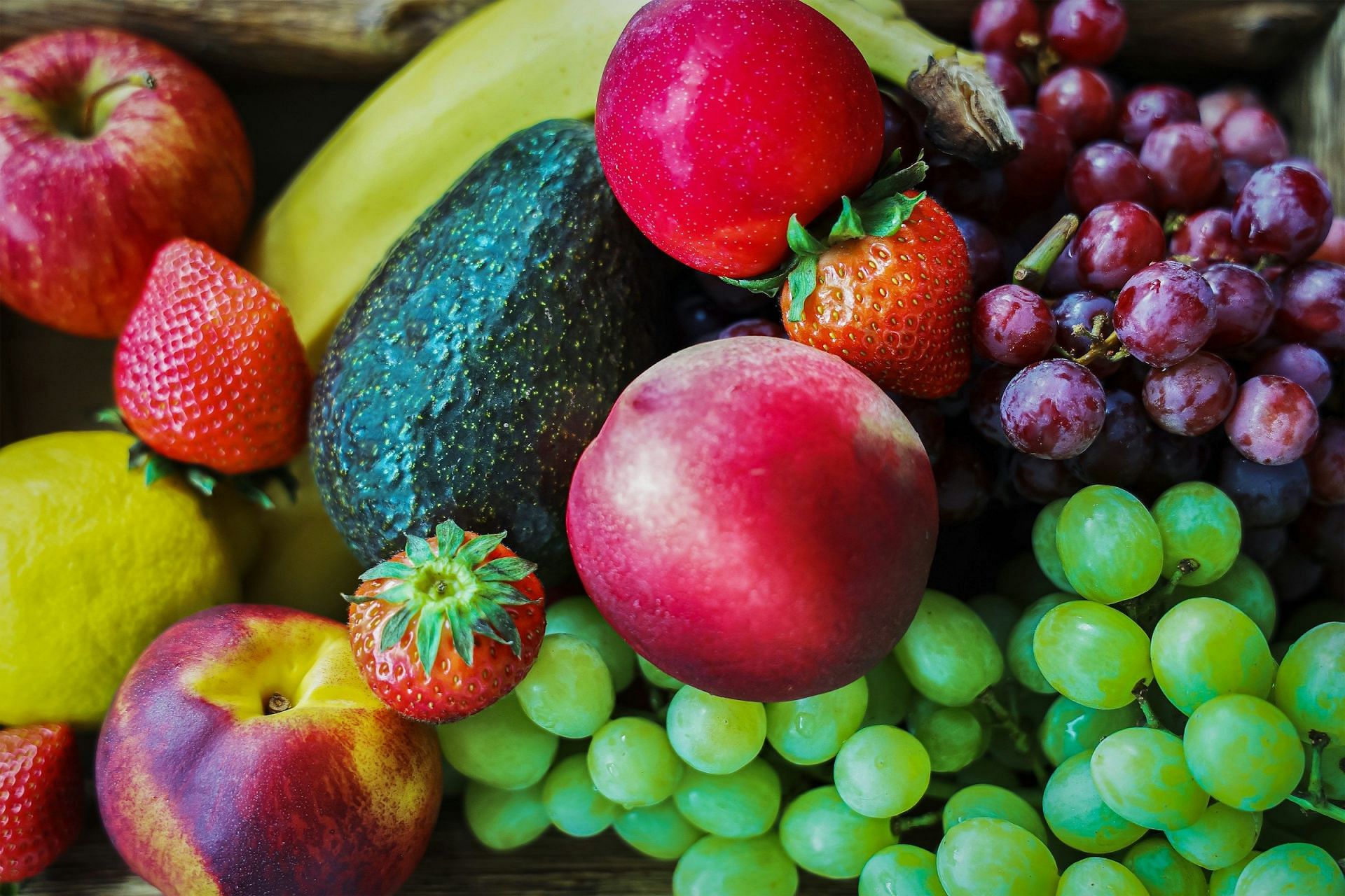 Protein-rich fruits (Image via Unsplash/MK S)