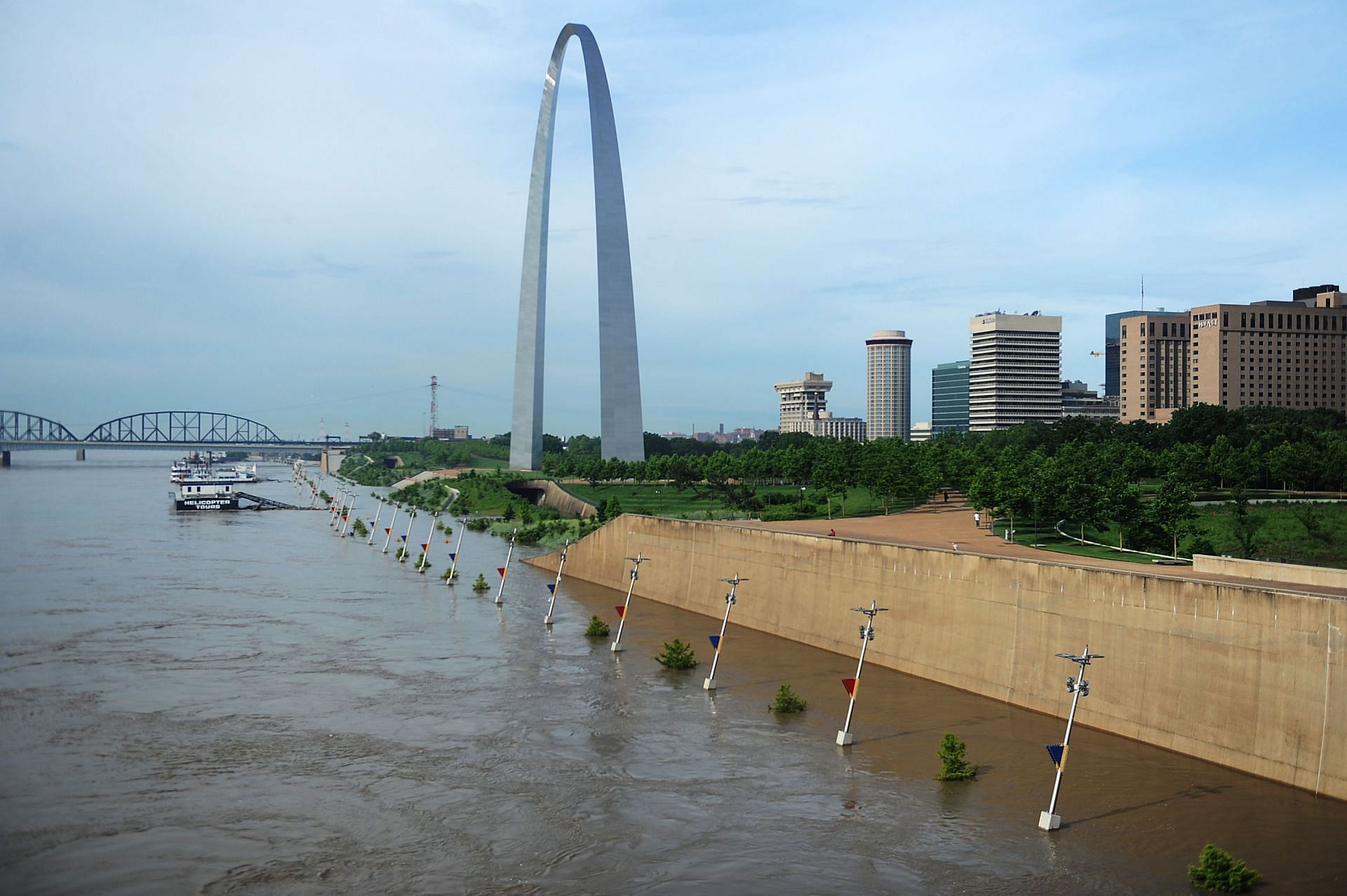 Midwest Rivers Crest At Near Record Levels