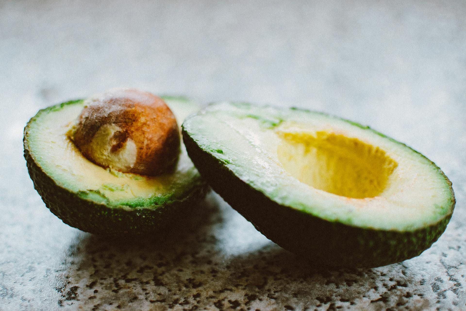 Avacado is a creamy fruit rich in nutrition (Image via Pexels/Lisa Fotios)