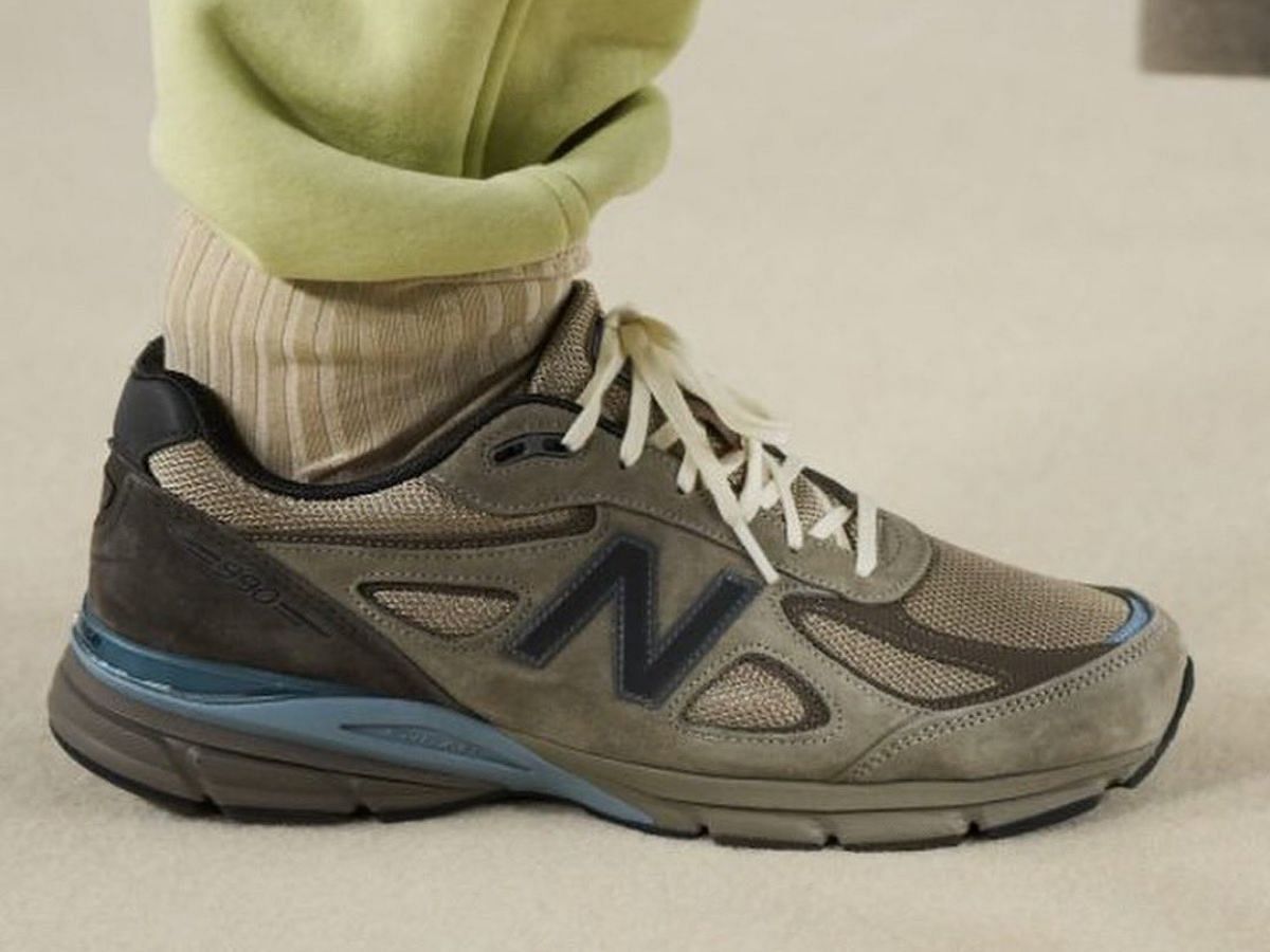 Auralee x New Balance 990v4 Made in USA sneakers (Image via New Balance)