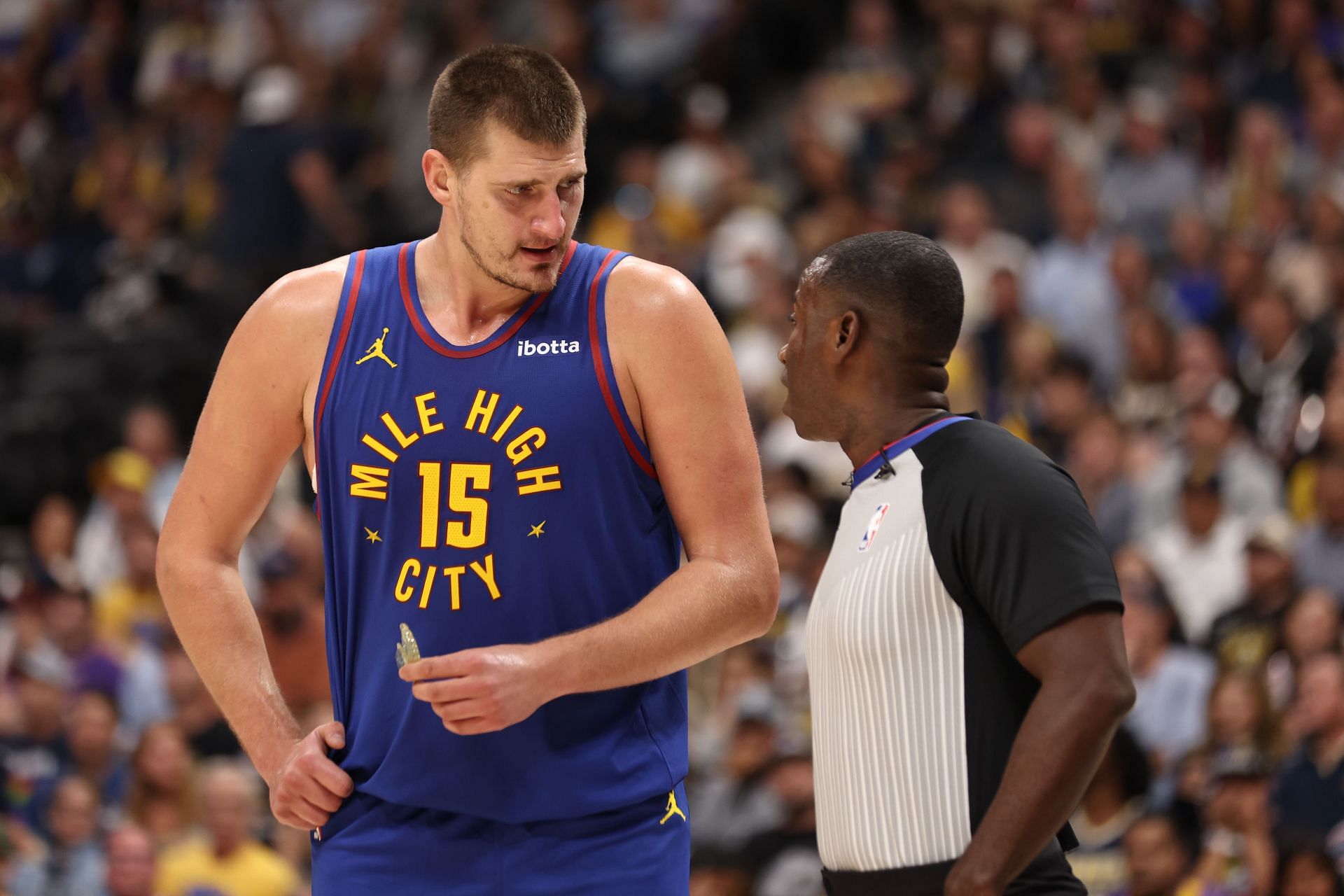 Is Nikola Jokic playing tonight against Detroit Pistons? Latest update ...