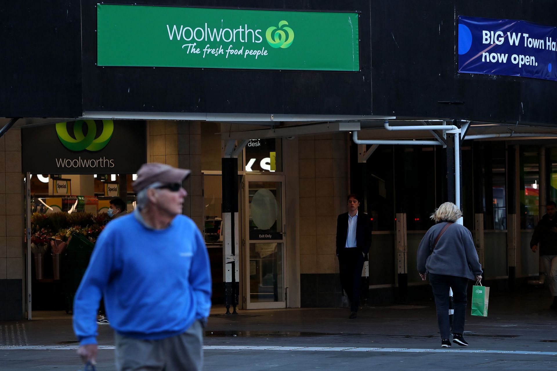 When Did Woolworths Collapse In UK? One Of UK’s Largest High-street ...