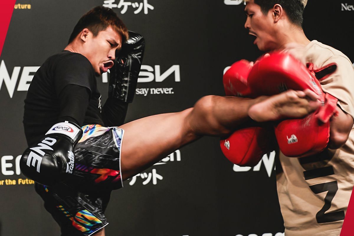 Superlek looks to prove himself as one of kickboxing