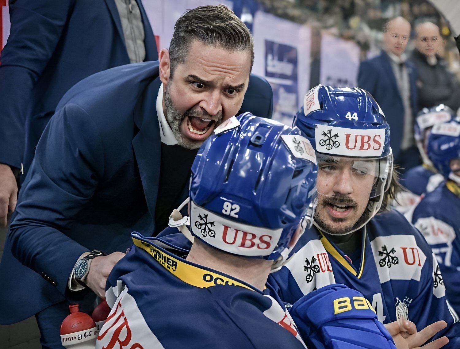 Viral clip of Josh Holden yanking Tomas Jurco during Spengler cup has hockey fans divided