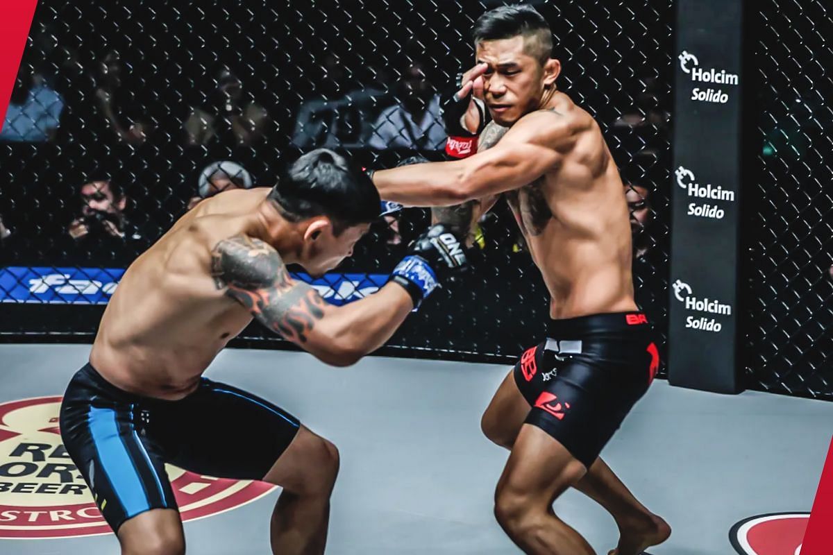 Martin Nguyen fighting Narantungalag Jadambaa | Image credit: ONE Championship
