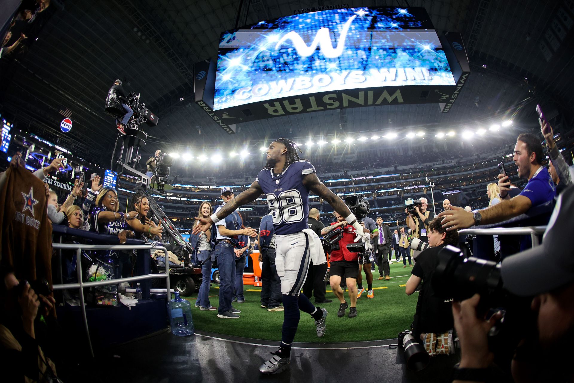 Detroit Lions v Dallas Cowboys