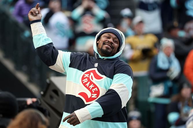 "I'm busting heads on the ice": Marshawn Lynch discloses which position he would play in the NHL