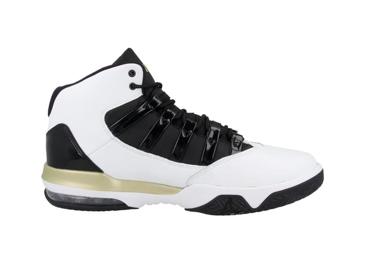 are jordan 4 good for wide feet