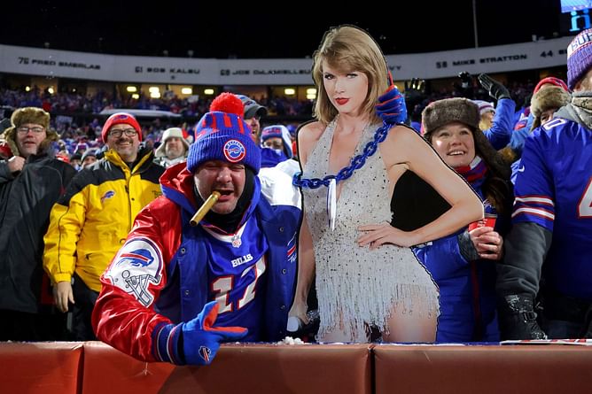 Travis Kelce calls out Bills Mafia's 'inappropriate' comments about family, Patrick Mahomes: "Did it get disrespectful? 1,000%"