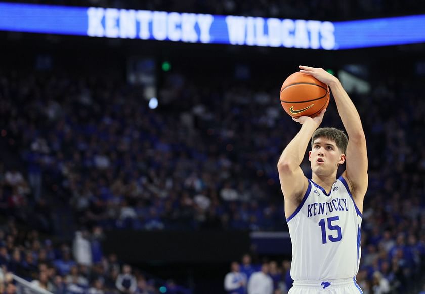 Kentucky is playing scared to death: Kentucky fans lose all hope as team's  free throw gaffe spells disaster vs. Oakland